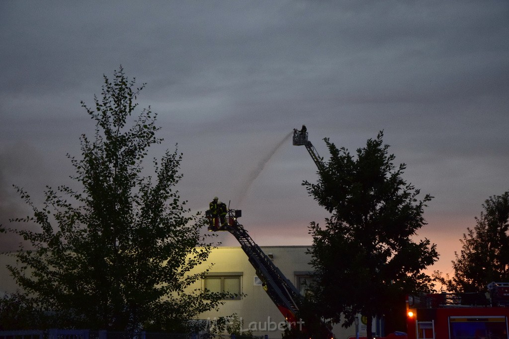 Grossbrand Halle Troisdorf Kriegsdorf Junkersring P351.JPG - Miklos Laubert